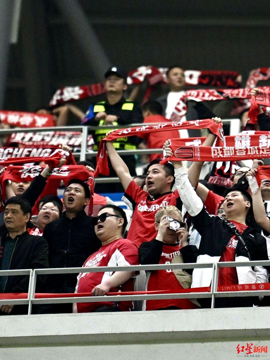 成都蓉城训练开放日，关键时刻临场应变引欢呼，法甲在即，球队文化再被提及(督学在职能力提升培训总结)-英雄联盟竞猜